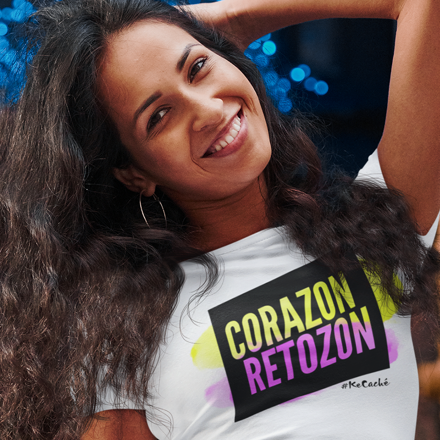 KeCaché "Corazón Retozón" Women's T-Shirt - Playful Charm and Comfort