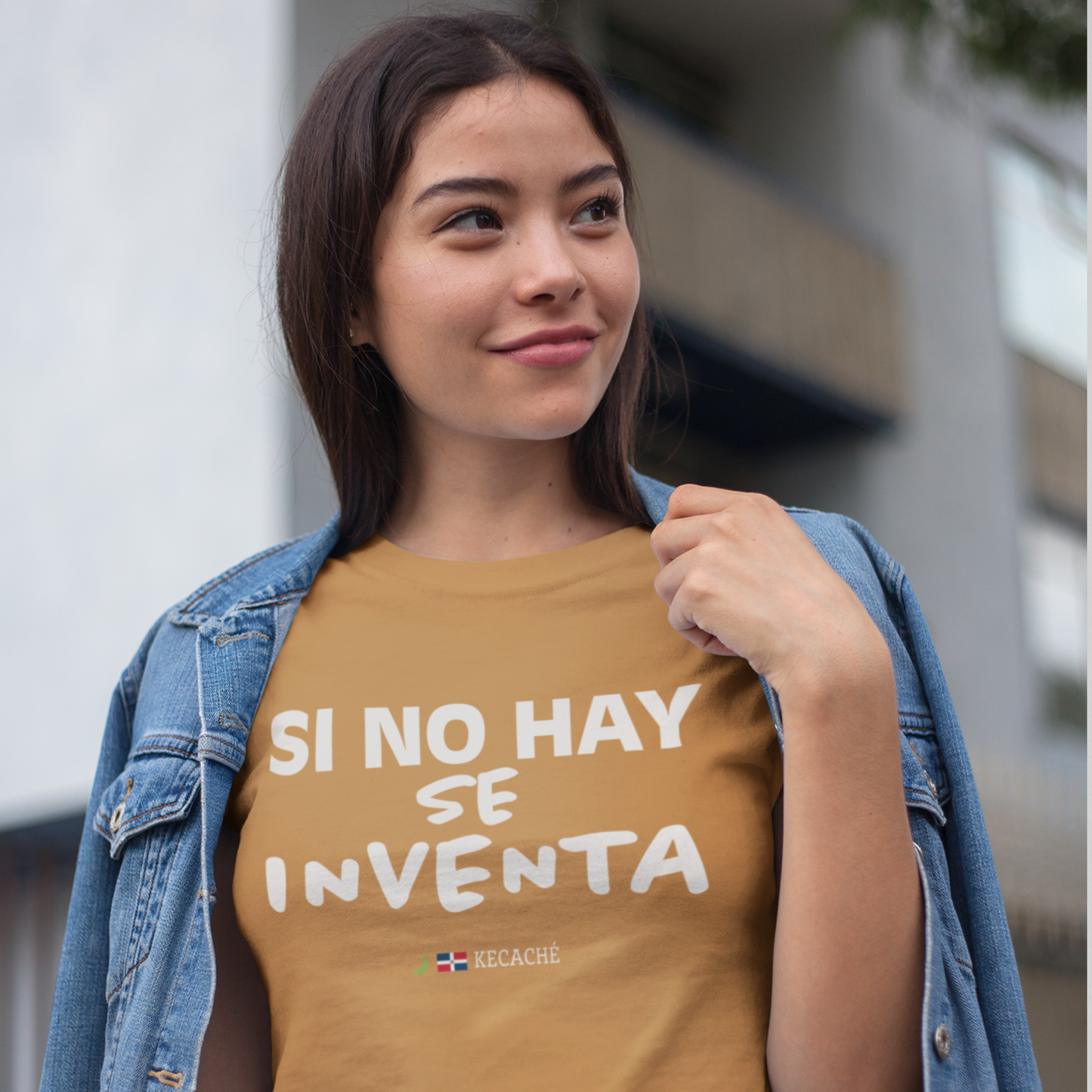 KeCaché | "Si No Hay, Se Inventa" T-Shirt – The Dominican Way